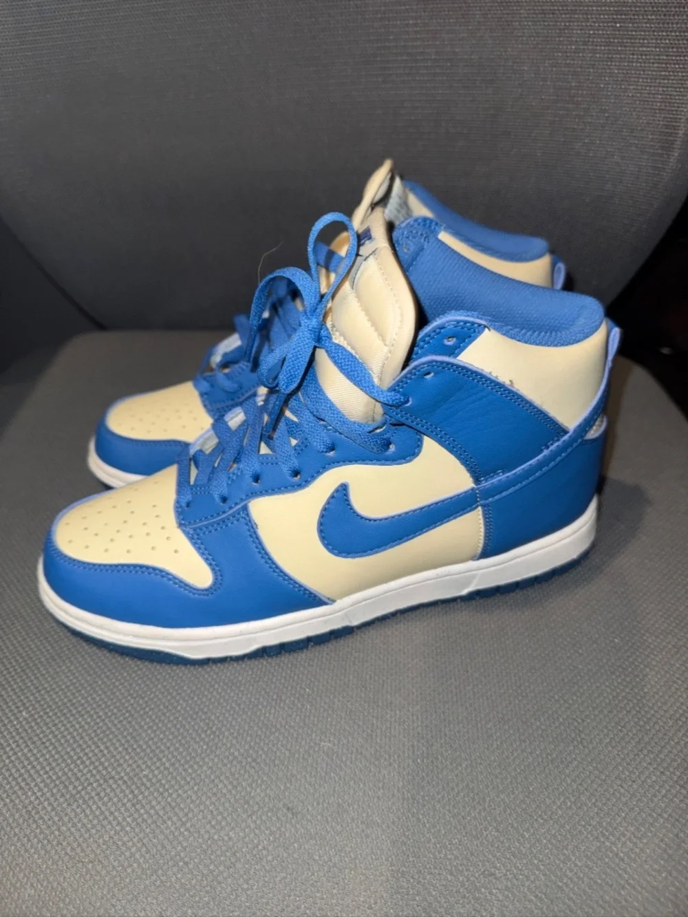 Nike Women's Size 8 Dunk High NN Khaki/Star Blue